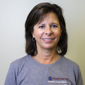 Julie Nartowicz